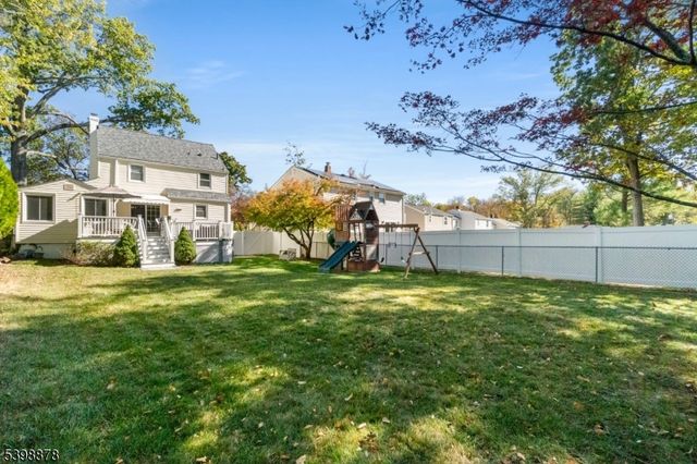 24 E Harrison Pl, Livingston Twp., NJ 07039