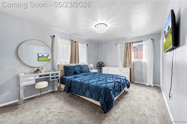 29410 Runey Drive, Warren, MI 48092