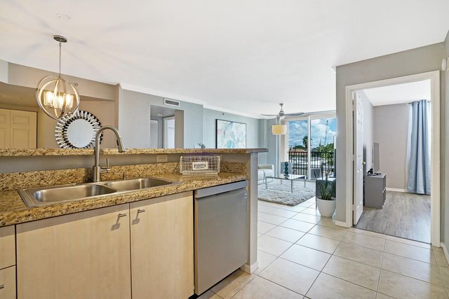1801 N Flagler Drive 436, West Palm Beach, FL 33407