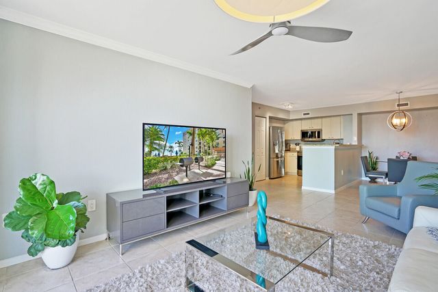 1801 N Flagler Drive 436, West Palm Beach, FL 33407