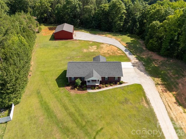 1962 Robin Drive, Lancaster, SC 29720