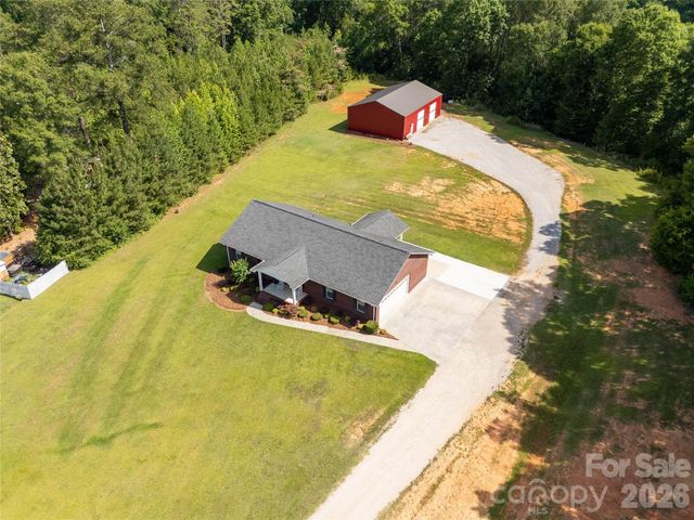 1962 Robin Drive, Lancaster, SC 29720