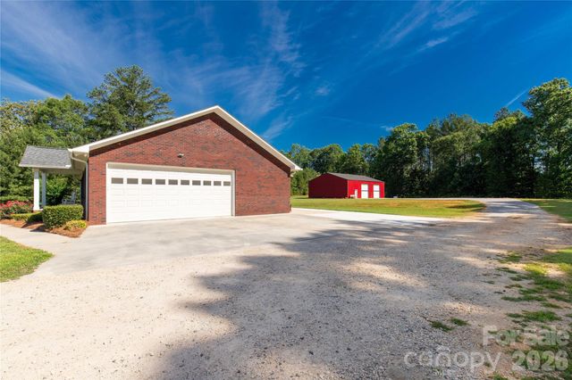 1962 Robin Drive, Lancaster, SC 29720