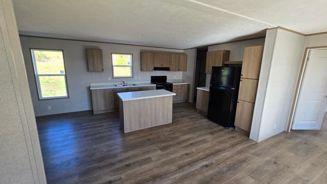 19732 State Highway E, Eagle Rock, MO 65641