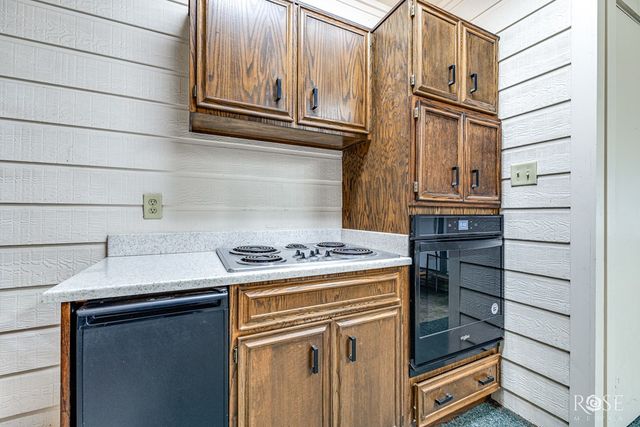 111 Manor Street, Sonora, TX 76950