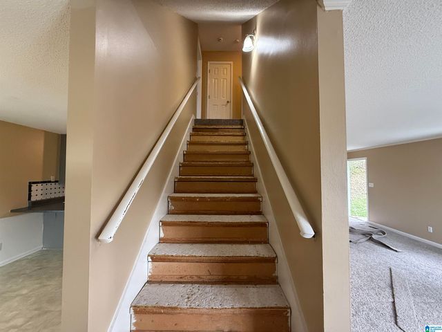 124 FOX HILL DRIVE, Center Point, AL 35215