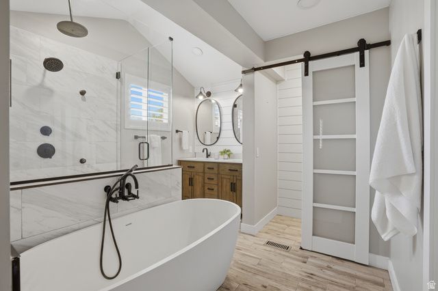 10346 S WOODGLEN CIR, Sandy, UT 84092