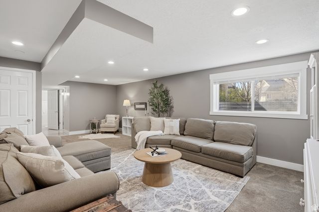 10346 S WOODGLEN CIR, Sandy, UT 84092