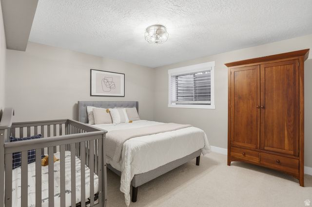 10346 S WOODGLEN CIR, Sandy, UT 84092