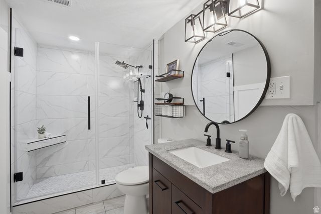 10346 S WOODGLEN CIR, Sandy, UT 84092