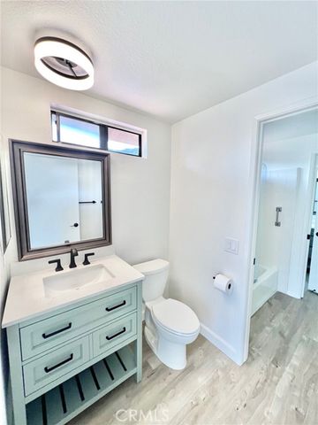 35 Cabrillo Drive, Avalon, CA 90704