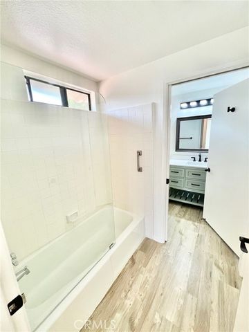 35 Cabrillo Drive, Avalon, CA 90704