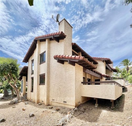 35 Cabrillo Drive, Avalon, CA 90704