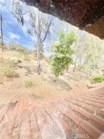 35 Cabrillo Drive, Avalon, CA 90704