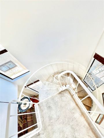 35 Cabrillo Drive, Avalon, CA 90704