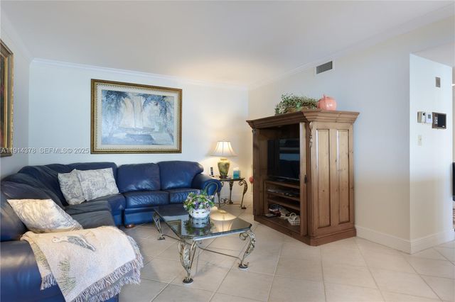 19670 Beach Road PHB3, Tequesta, FL 33469