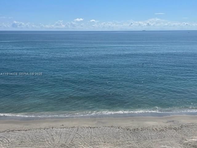 19670 Beach Road PHB3, Tequesta, FL 33469