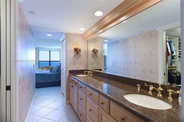 19670 Beach Road PHB3, Tequesta, FL 33469