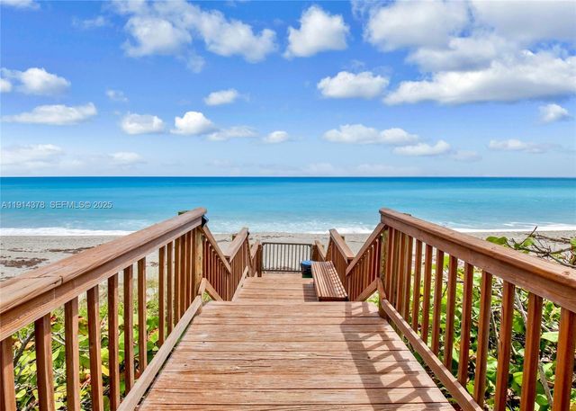 19670 Beach Road PHB3, Tequesta, FL 33469