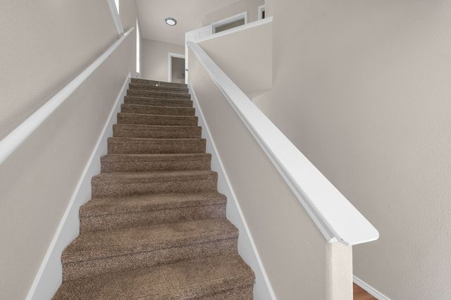 1205 E Powell Avenue, Fort Worth, TX 76104