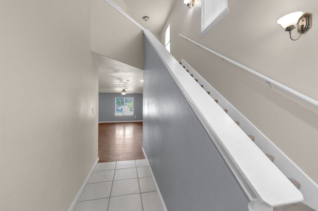 1205 E Powell Avenue, Fort Worth, TX 76104