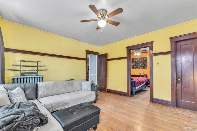 3521 Harding Street, Detroit, MI 48214