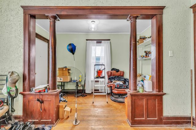 3521 Harding Street, Detroit, MI 48214