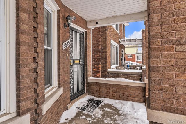 3521 Harding Street, Detroit, MI 48214