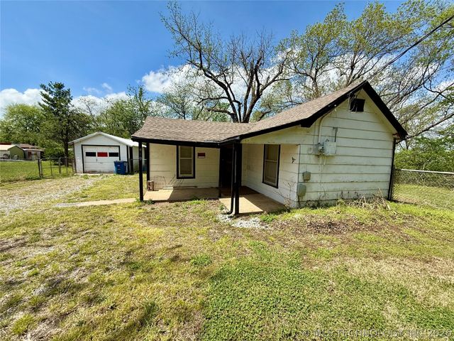 419 S Talihina, Salina, OK 74365