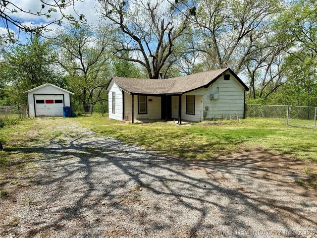 419 S Talihina, Salina, OK 74365