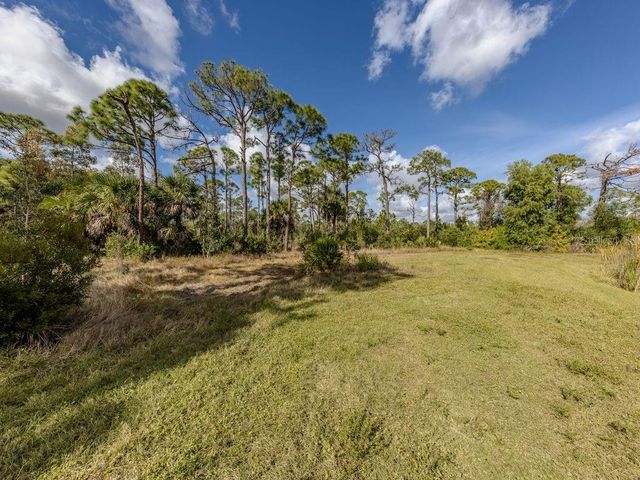 9008 FALCON COURT, Venice, FL 34293