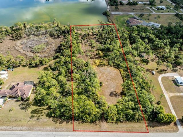 9008 FALCON COURT, Venice, FL 34293