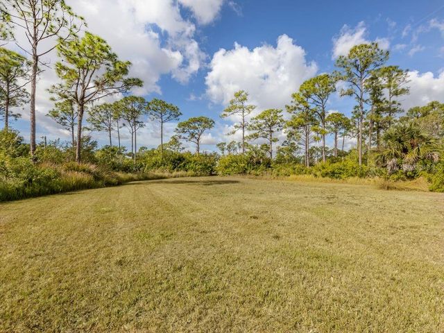 9008 FALCON COURT, Venice, FL 34293