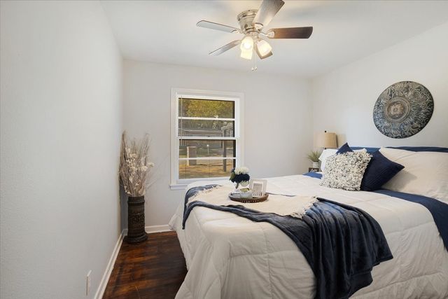 1721 Ridgewood Road, Denison, TX 75020
