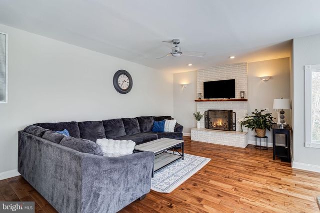 45118 SAINT CUTHBERT FARM RD, Hollywood, MD 20636