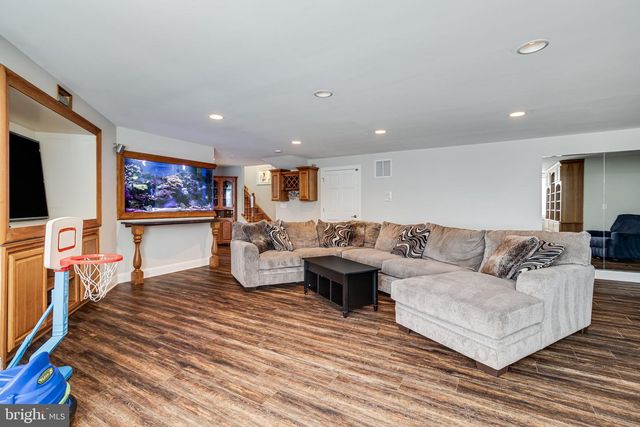 45118 SAINT CUTHBERT FARM RD, Hollywood, MD 20636