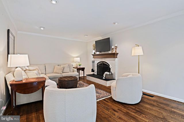 7712 LEAR RD, Mclean, VA 22102