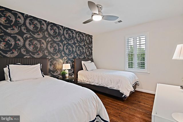 7712 LEAR RD, Mclean, VA 22102