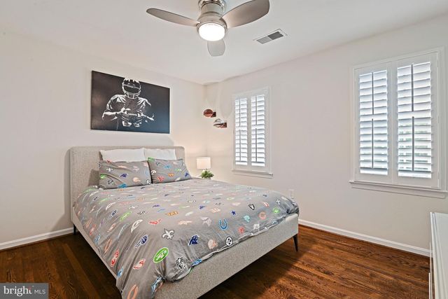 7712 LEAR RD, Mclean, VA 22102