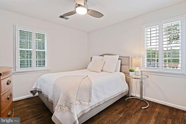 7712 LEAR RD, Mclean, VA 22102