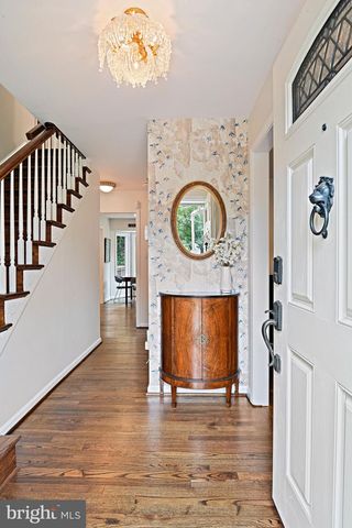 7712 LEAR RD, Mclean, VA 22102