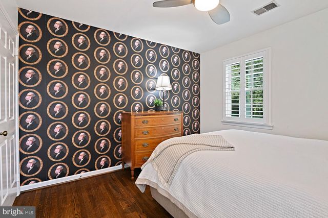 7712 LEAR RD, Mclean, VA 22102