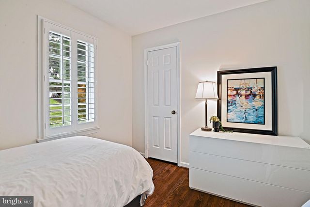 7712 LEAR RD, Mclean, VA 22102