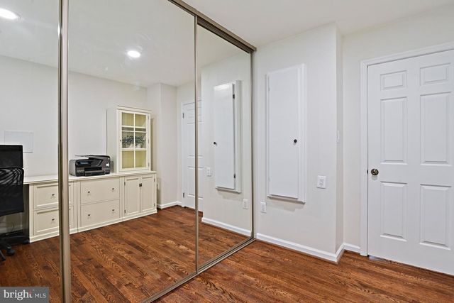 7712 LEAR RD, Mclean, VA 22102