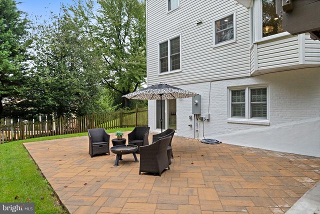 7712 LEAR RD, Mclean, VA 22102