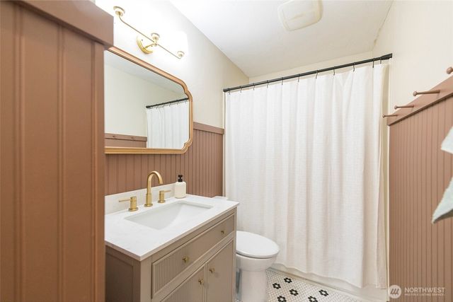 4823 66th Avenue W, University Place, WA 98467