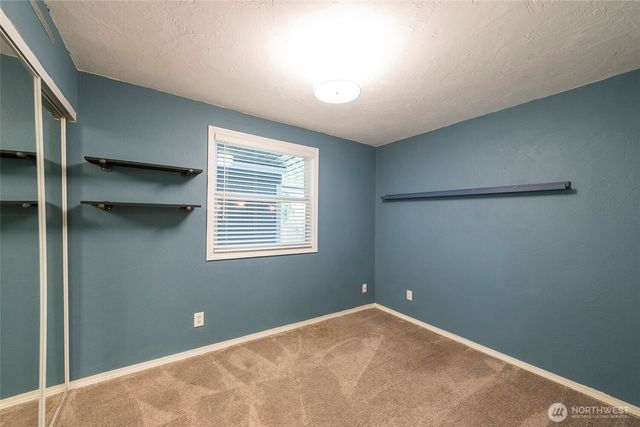 4823 66th Avenue W, University Place, WA 98467