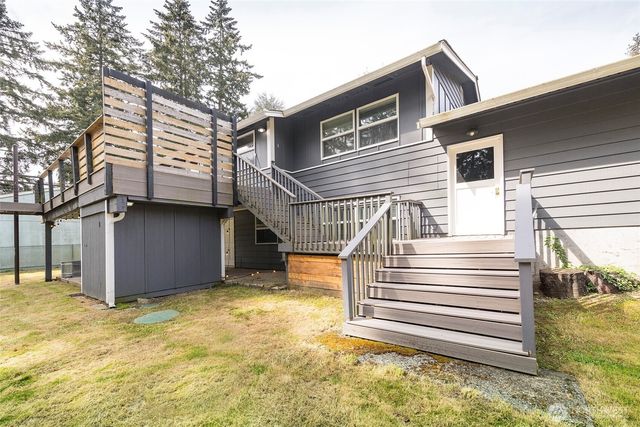 4823 66th Avenue W, University Place, WA 98467