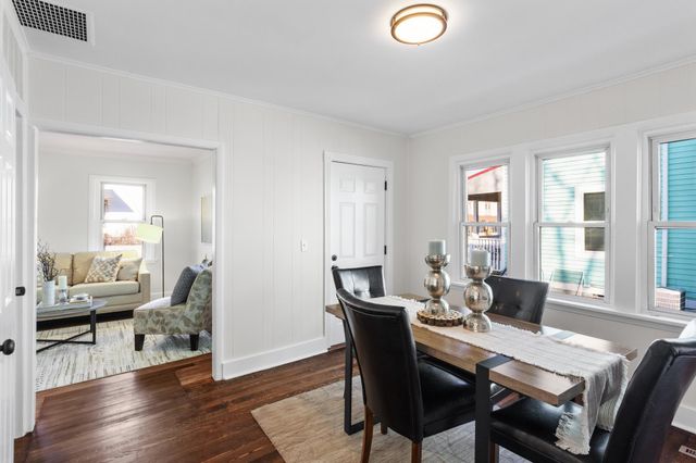 294 Banfil Street, Saint Paul, MN 55102