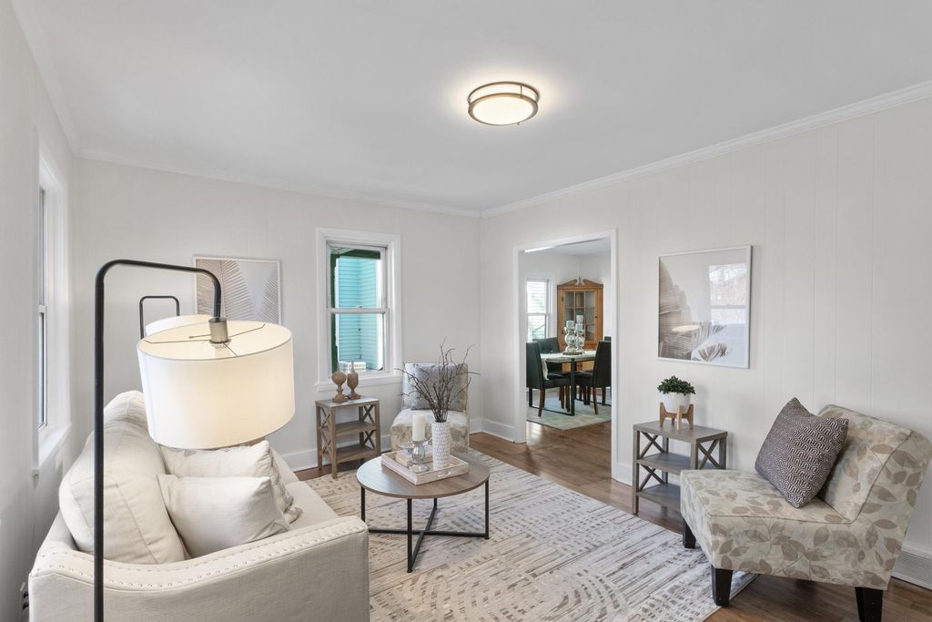 294 Banfil Street, Saint Paul, MN 55102